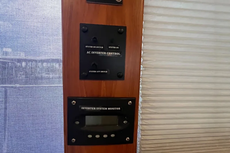 Slide: The Image of Hyatt 51 Aft Cabin Motor Yacht 1998 - 81