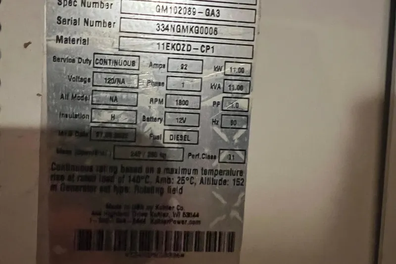 Slide: The Image of Gulfstar 44 Aft Cabin 1986 - 102