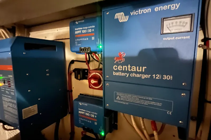 Slide: The Image of Gulfstar 44 Aft Cabin 1986 - 104