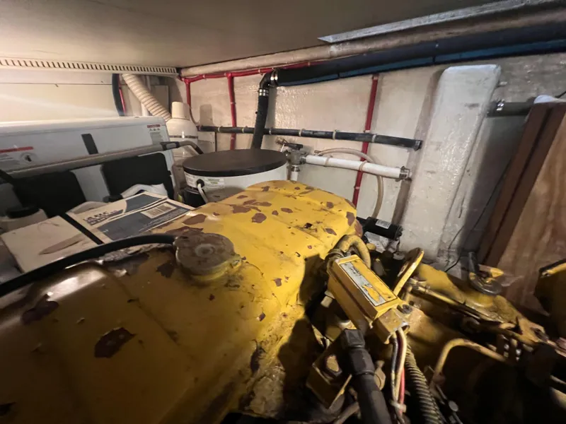 Slide: The Image of Gulfstar 44 Aft Cabin 1986 - 87