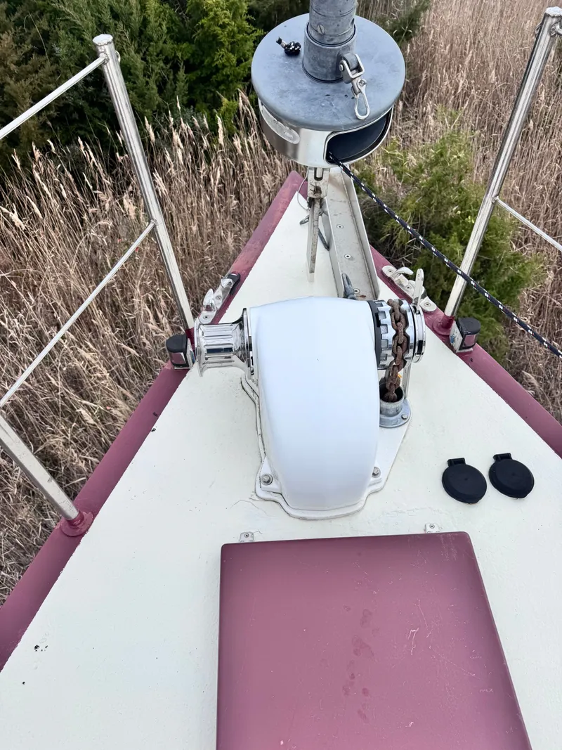 Slide: The Image of Foredeck of a 1999 Bruce Roberts 64 Custom Steel Cruiser. - 15