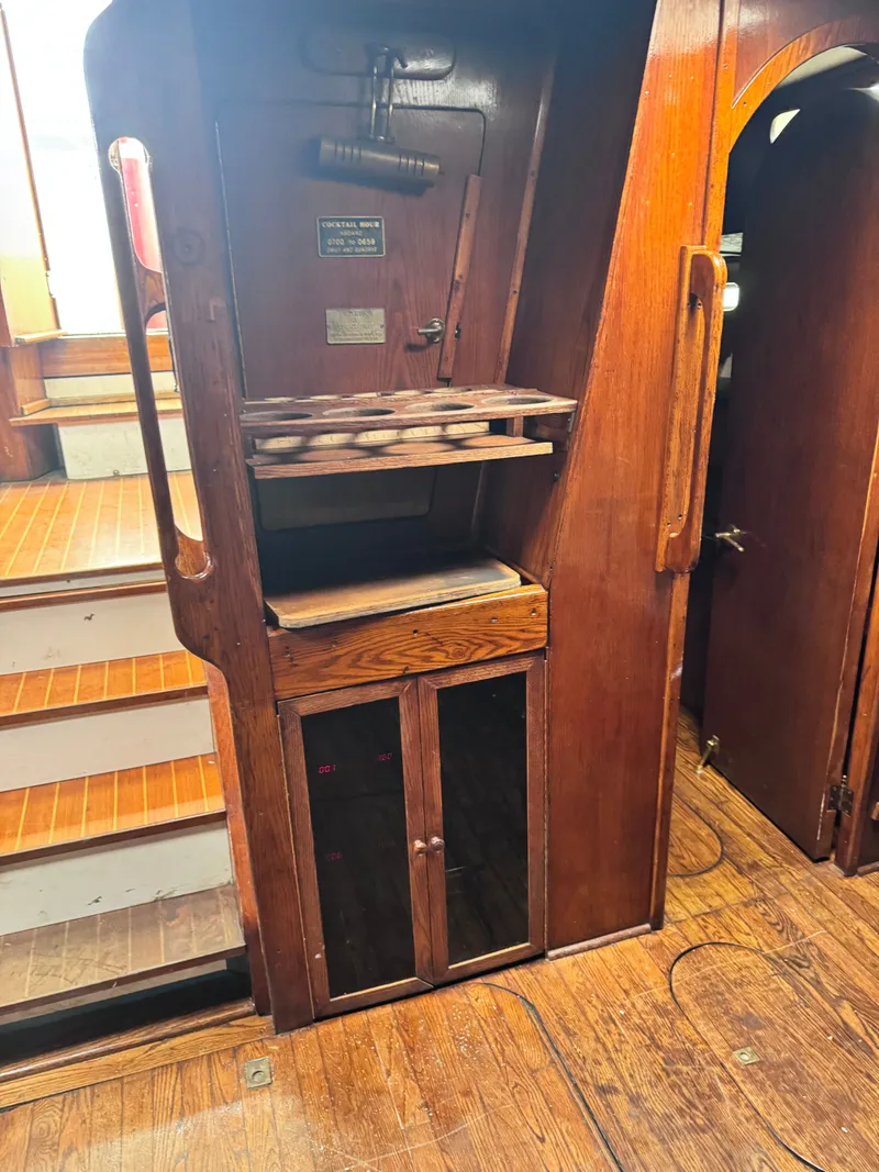 Slide: The Image of Interior of a 1999 Bruce Roberts 64 Custom Steel Cruiser. - 19