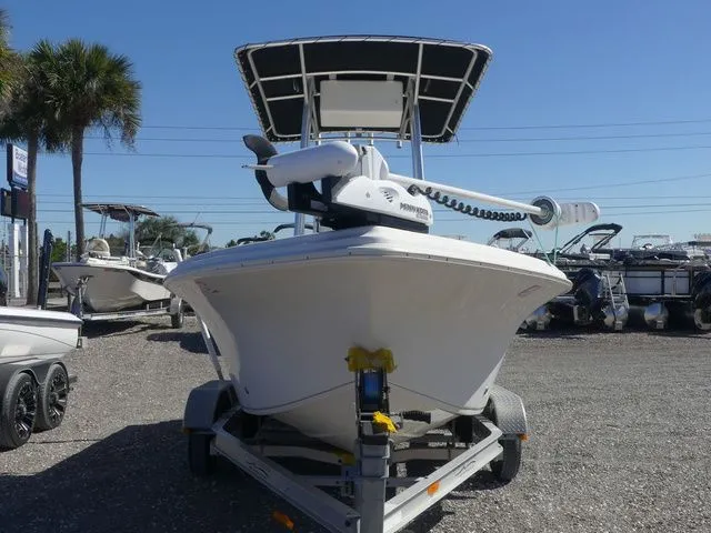 Slide: The Image of Sea Chaser 21 LX 2016 - 2