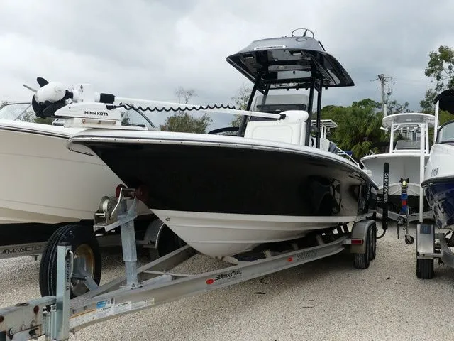 The Image of Shearwater 260 Carolina Flare 2021 - 1