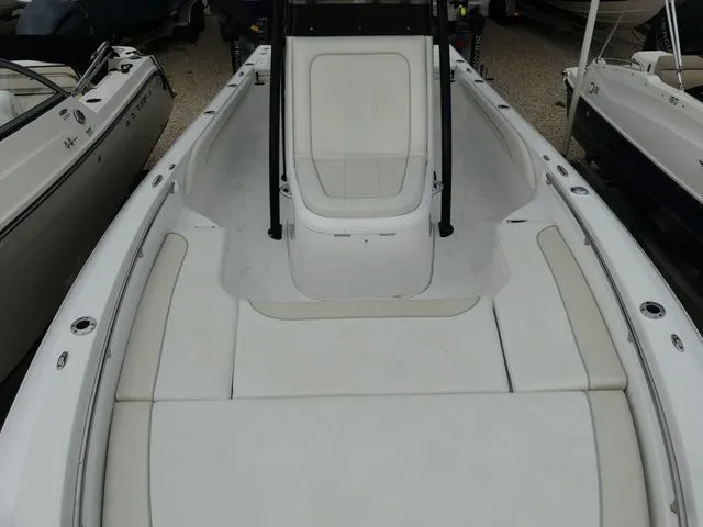 Slide: The Image of Shearwater 260 Carolina Flare 2021 - 10