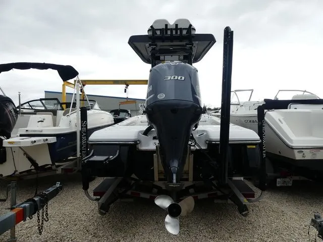 Slide: The Image of Shearwater 260 Carolina Flare 2021 - 12