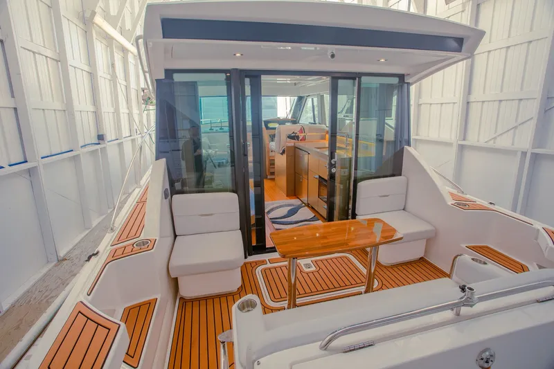 Slide: The Image of Tiara C39 Coupe 2023 - 30