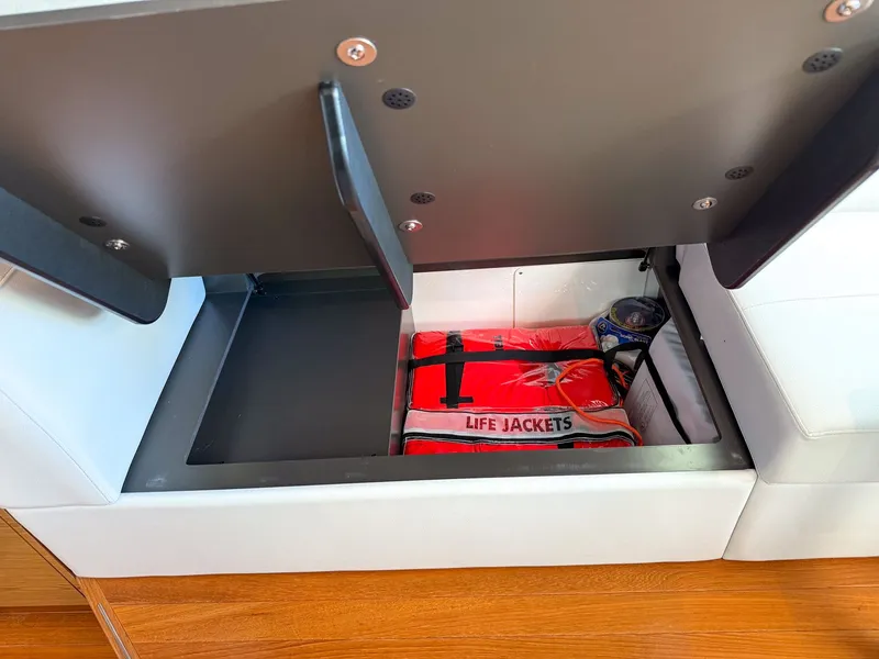 Slide: The Image of Tiara C39 Coupe 2023 - 40