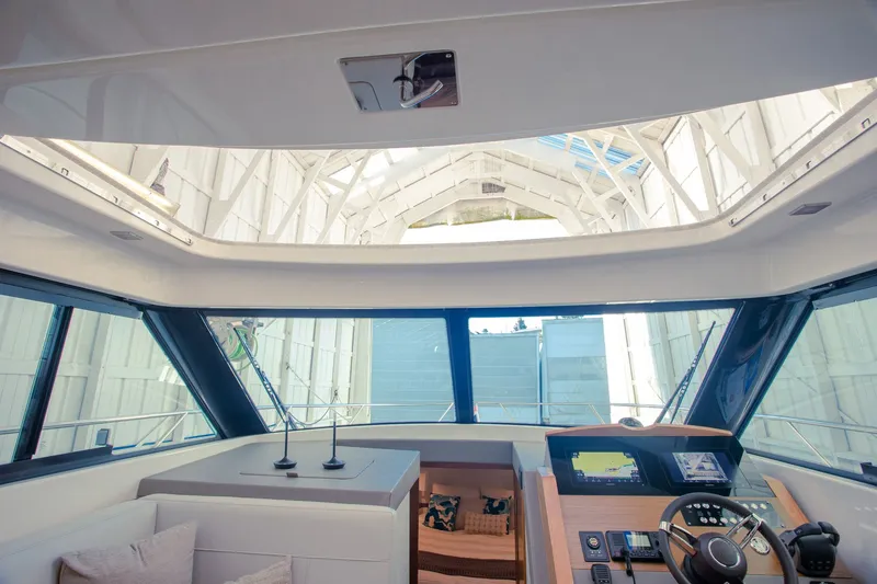 Slide: The Image of Tiara C39 Coupe 2023 - 51