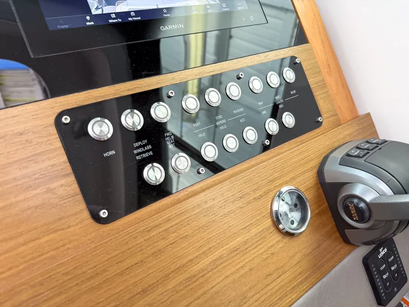 Slide: The Image of Tiara C39 Coupe 2023 - 57