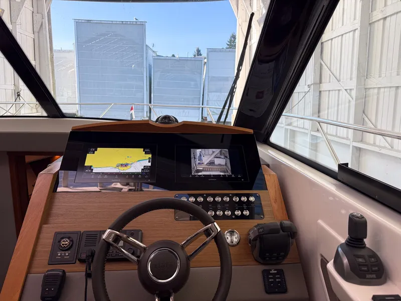 Slide: The Image of Tiara C39 Coupe 2023 - 60