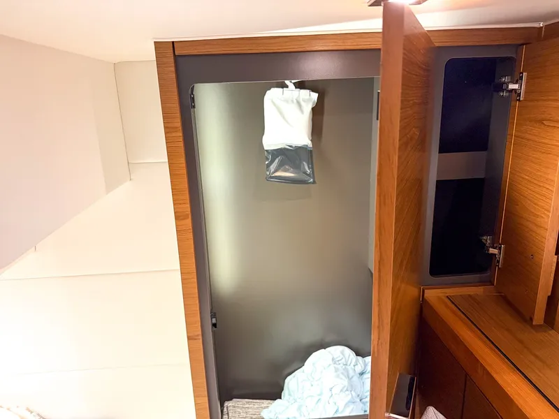 Slide: The Image of Tiara C39 Coupe 2023 - 75