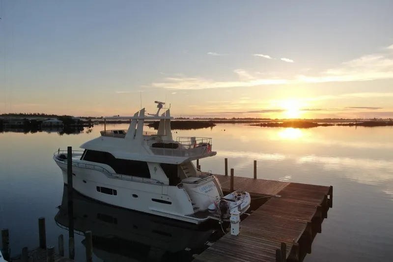 Slide: The Image of Outer Reef 62 SOUTH PAWS - Exterior Profile - 2