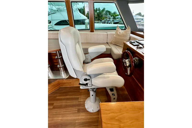 Slide: The Image of Outer Reef 62 SOUTH PAWS - Exterior Bow Sun Pads - 16