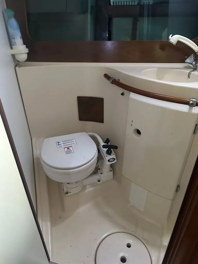 Slide: The Image of Beneteau Oceanis 321 1999 - 16