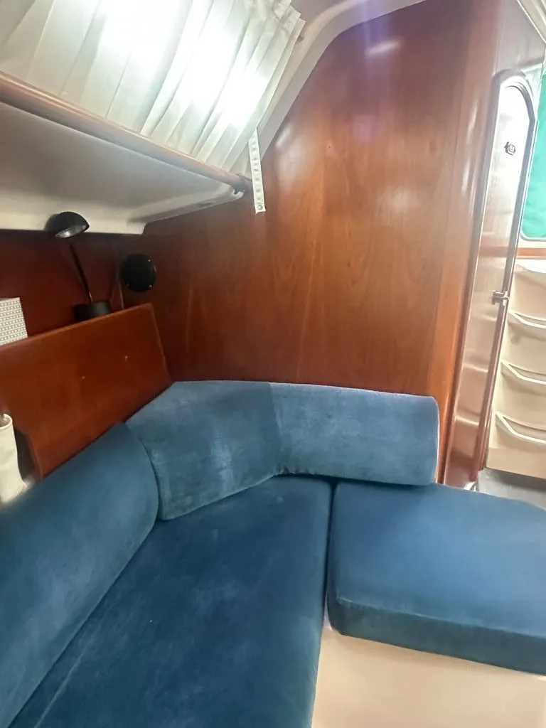 Slide: The Image of Beneteau Oceanis 321 1999 - 6