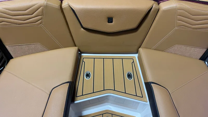 Slide: The Image of Nautique Super Air Nautique G23 2026 - 103