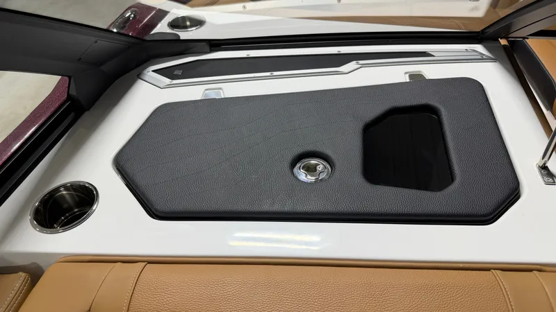 Slide: The Image of Nautique Super Air Nautique G23 2026 - 54