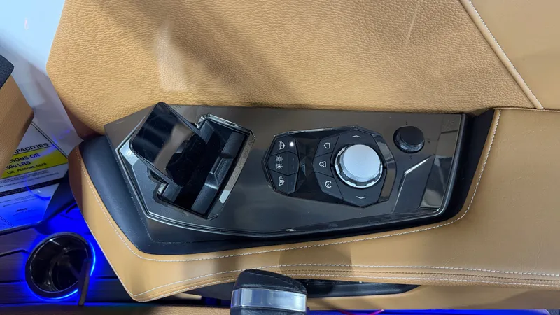 Slide: The Image of Nautique Super Air Nautique G23 2026 - 65