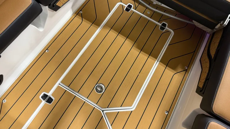 Slide: The Image of Nautique Super Air Nautique G23 2026 - 84