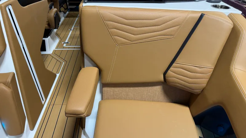 Slide: The Image of Nautique Super Air Nautique G23 2026 - 89