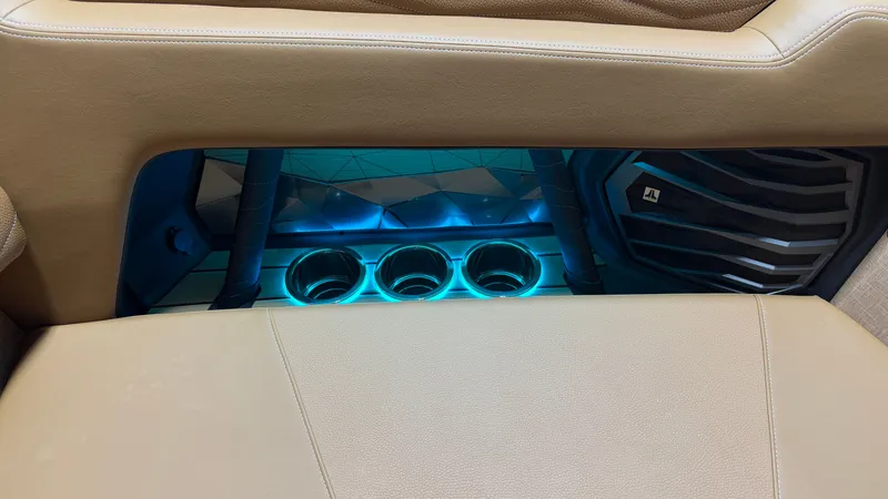 Slide: The Image of Nautique Super Air Nautique G23 2026 - 90