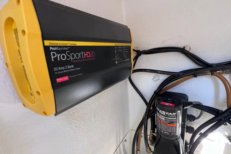 Slide: The Image of ProMariner ProSport HD20 charger in 2023 Parker 2820 XLD Sport Cabin boat. - 73