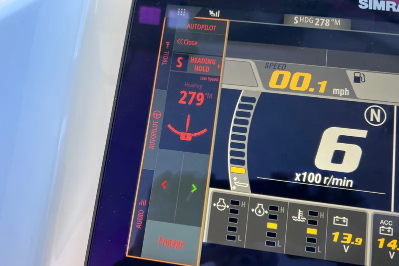 Slide: The Image of Display screen of 2023 Parker 2820 XLD Sport Cabin showing autopilot and speed settings. - 90