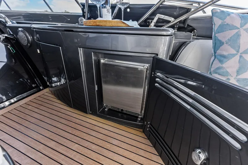 Slide: The Image of Riva 63' Virtus 2015 - 33