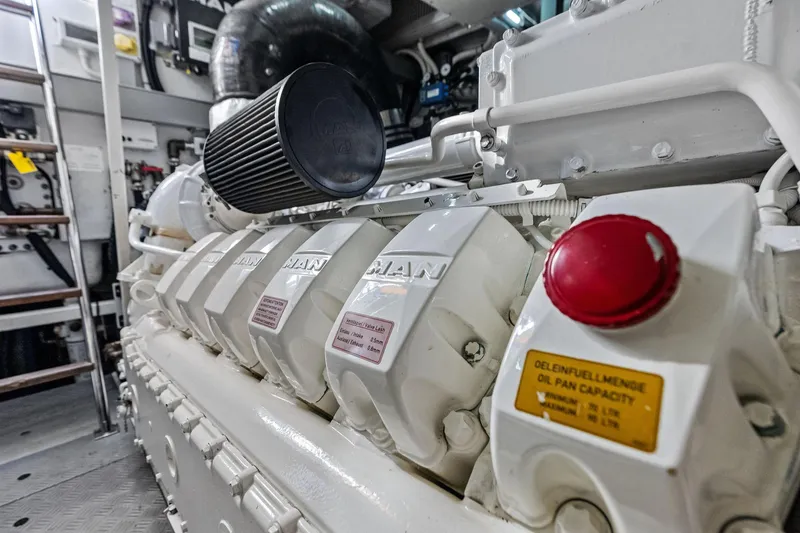 Slide: The Image of Riva 63' Virtus 2015 - 85
