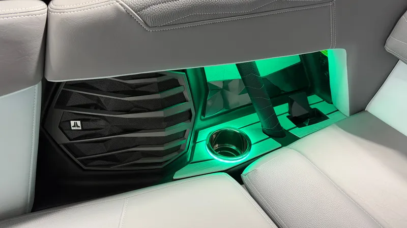 Slide: The Image of Nautique Super Air Nautique G25 2026 - 56