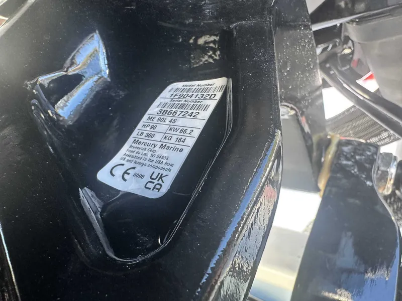 Slide: The Image of Label on a 2025 Boston Whaler 160 Super Sport boat engine. - 18