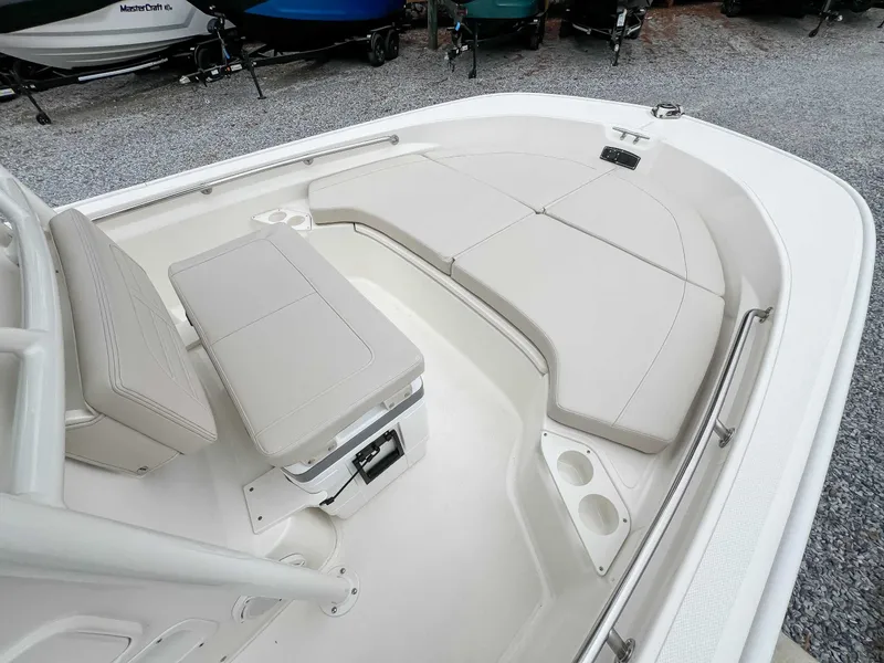 Slide: The Image of Interior view of 2025 Boston Whaler 190 Montauk boat. - 14