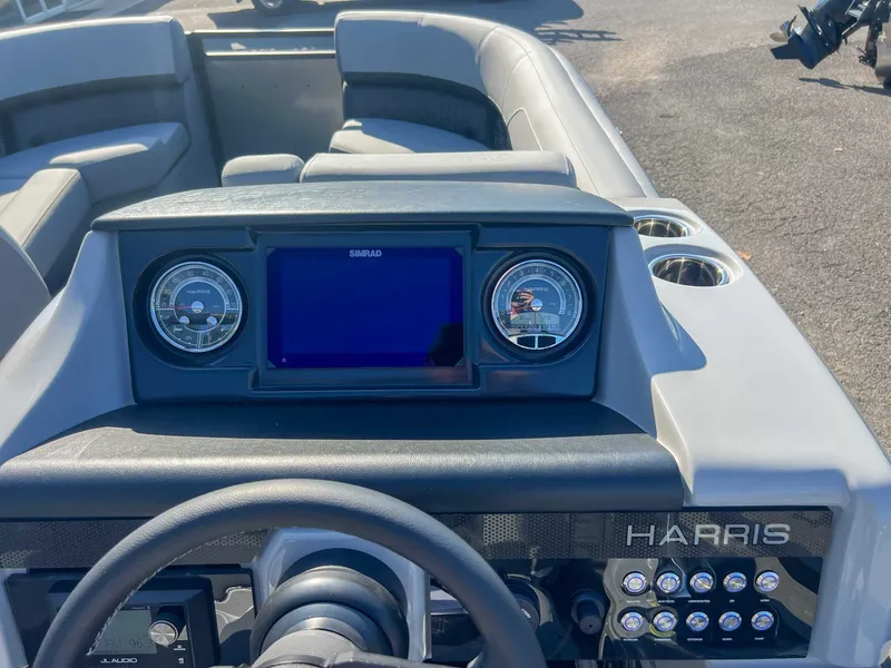 Slide: The Image of Dashboard of 2025 Harris Solstice 230 SLDH with Simrad display. - 20