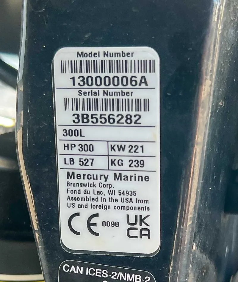 Slide: The Image of Label showing model and serial number of Mercury Marine. - 25