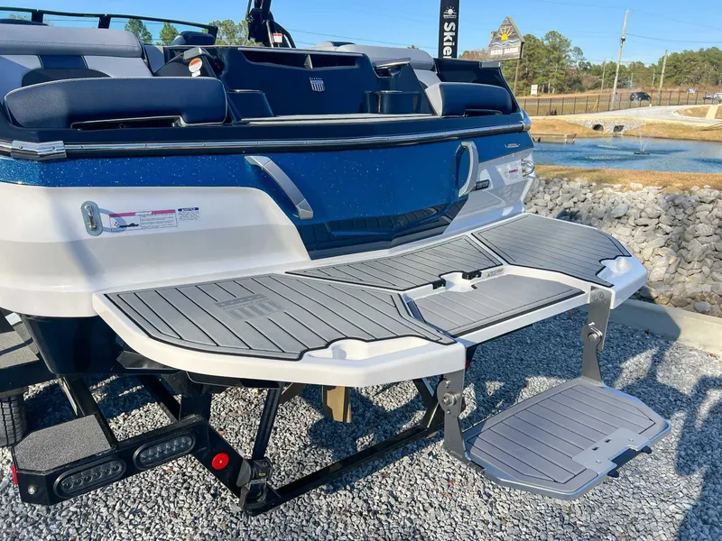 Slide: The Image of 2024 MasterCraft X22 boat with foldable swim platform. - 11