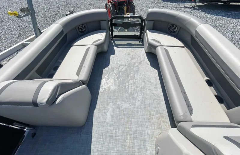 Slide: The Image of Interior of Premier 200 Sunscape RF 2025 pontoon boat. - 10