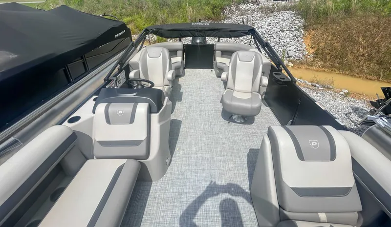 Slide: The Image of Interior of Premier 200 Sunscape RF 2025 pontoon boat. - 11