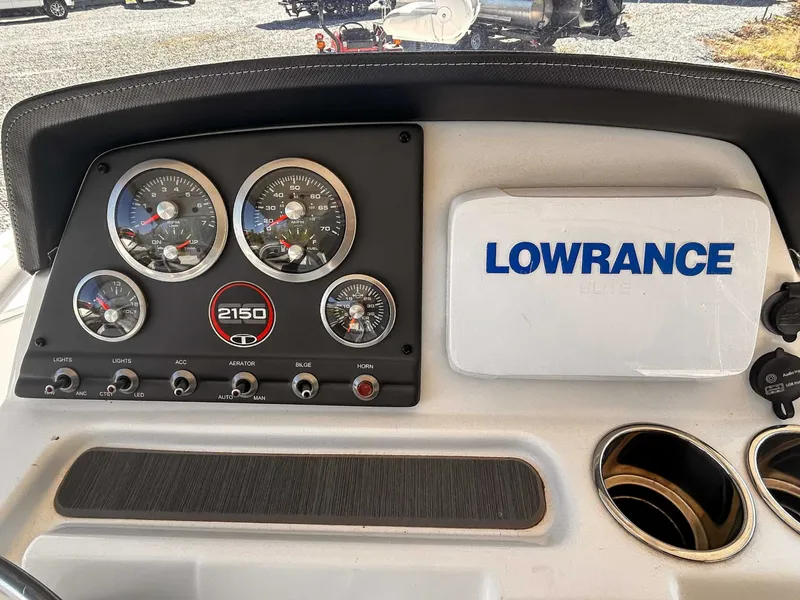 Slide: The Image of Dashboard of a 2020 Tahoe 2150 with Lowrance Elite. - 10