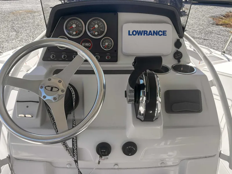 Slide: The Image of 2020 Tahoe 2150 boat helm with Lowrance system. - 9