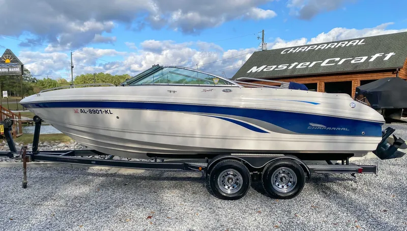 Slide: The Image of 2000 Chaparral 216 SSi boat on trailer. - 6
