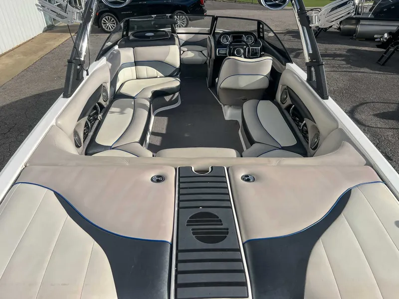 Slide: The Image of Interior of a 2011 Malibu Wakesetter 23 LSV boat, luxurious design. - 12