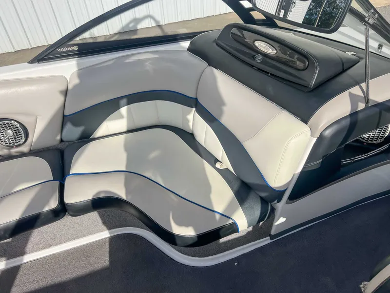Slide: The Image of Interior of 2011 Malibu Wakesetter 23 LSV with sleek seating. - 16
