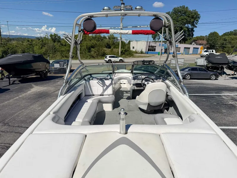 Slide: The Image of 2002 MasterCraft X30 boat with interior view and helm. - 10
