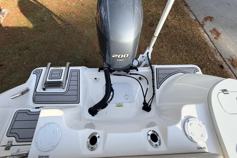 Slide: The Image of 2022 Sea Fox 228 Commander boat with Yamaha 200 engine, rear deck view. - 80