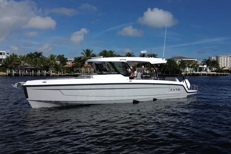 Slide: The Image of Cruisers Yachts 38 VTR 2026 - 10