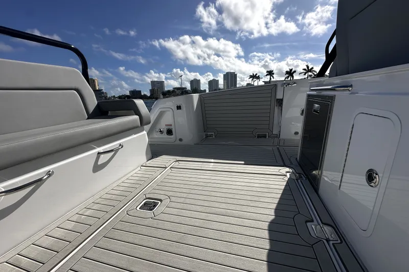 Slide: The Image of Cruisers Yachts 38 VTR 2026 - 21