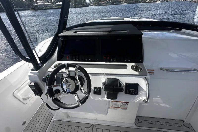 Slide: The Image of Cruisers Yachts 38 VTR 2026 - 39