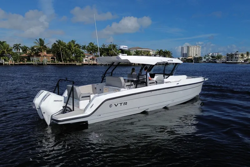 Slide: The Image of Cruisers Yachts 38 VTR 2026 - 4