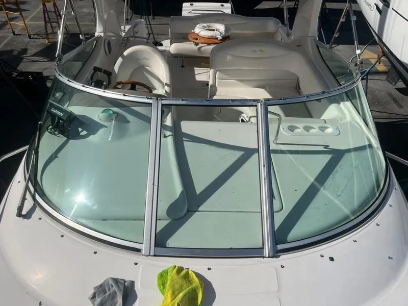 Slide: The Image of Sea Ray Sundancer 2002 - 16